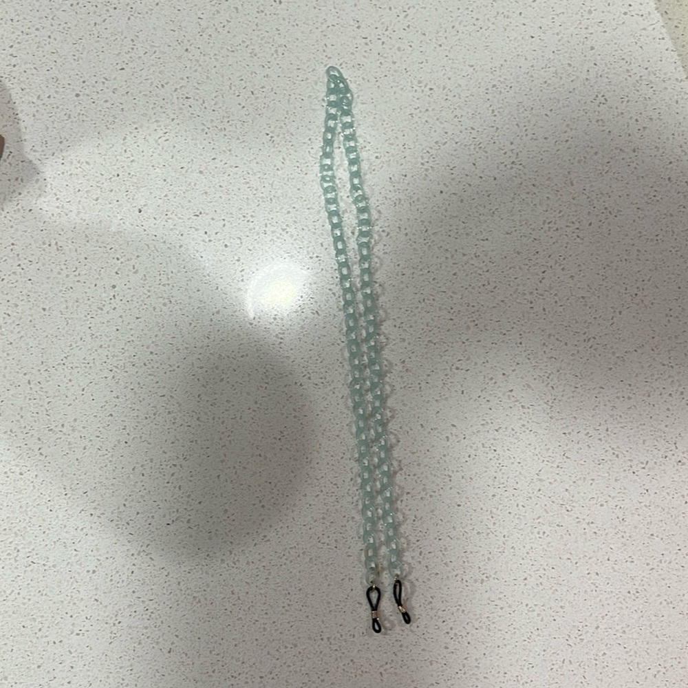 Eyewear Necklace in aquamarine acetate